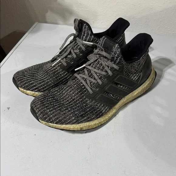 Ultra Boost 3.0 Oreo Size 13 - Picture 2 of 6